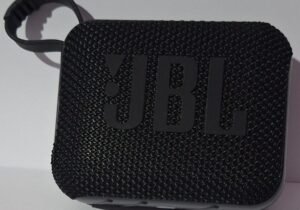 Parlantes JBL Go4 pro (negro)-replica
